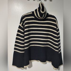 Toteme Signature Striped Turtleneck Sz M
